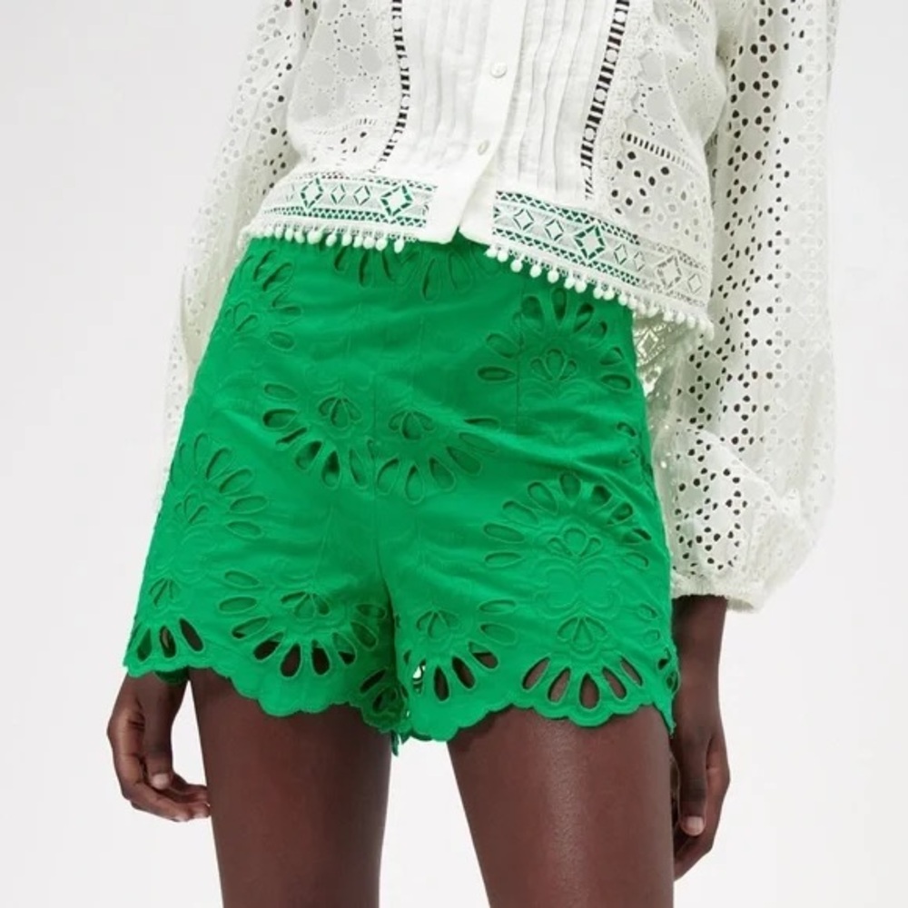 Women's Eyelet High-Waisted Shorts